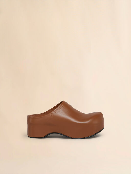 Brown leather chunky clog sabot - Sandals