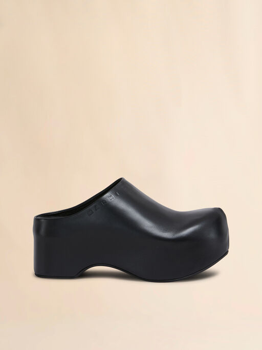Black leather chunky clog sabot - Sandals